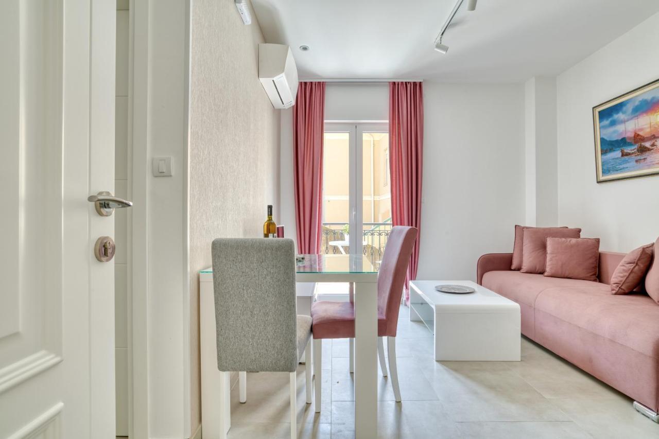 The Golden Luxury Apartments Kotor Dış mekan fotoğraf