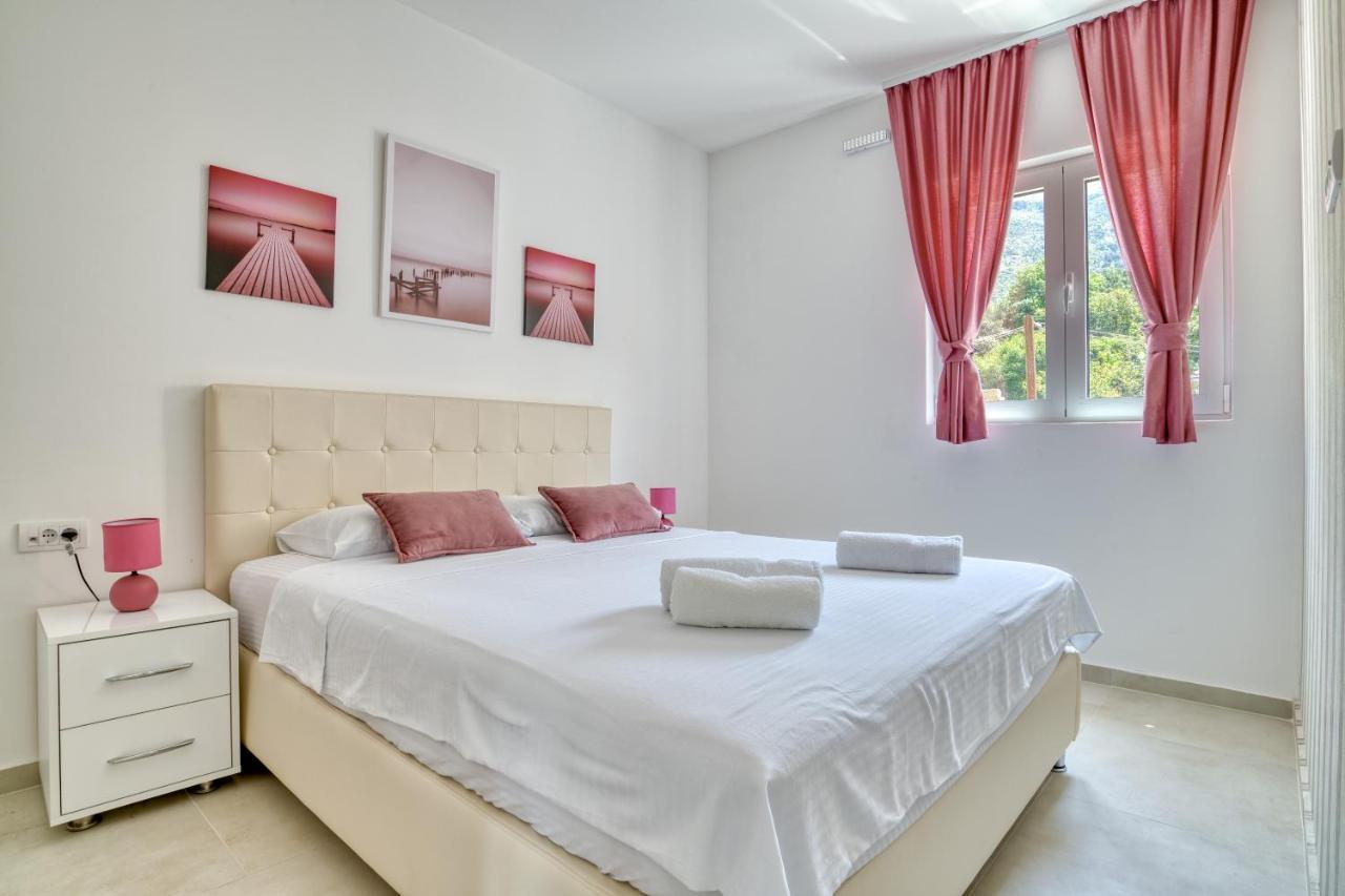 The Golden Luxury Apartments Kotor Dış mekan fotoğraf