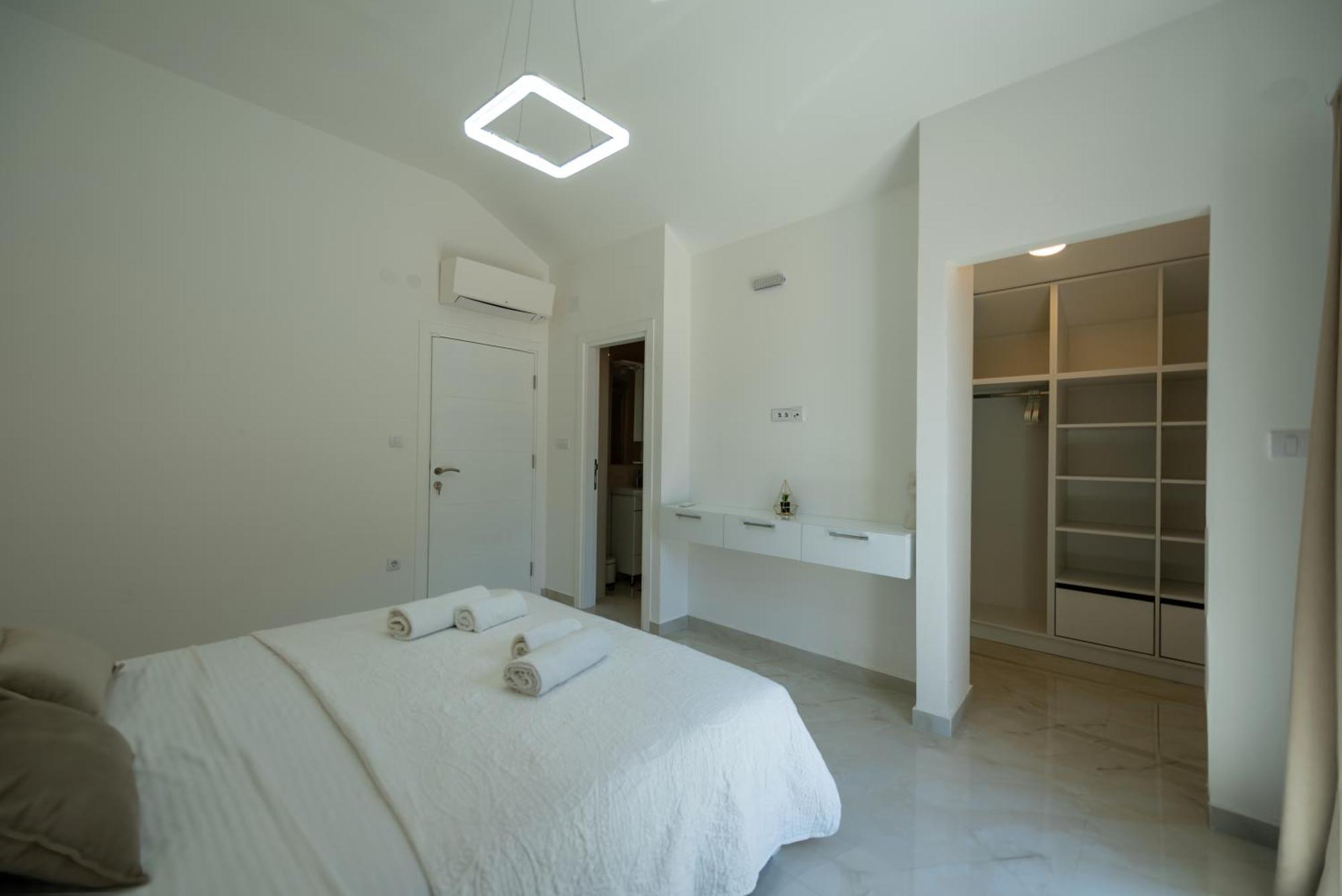 The Golden Luxury Apartments Kotor Dış mekan fotoğraf